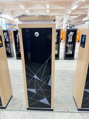 Купить 430.5 МГц Дистанционное управление Барьерные ворота Широкий диапазон температуры -30°C-80°C 100 Вт Дистанция двигателя ≤30 М online manufacture